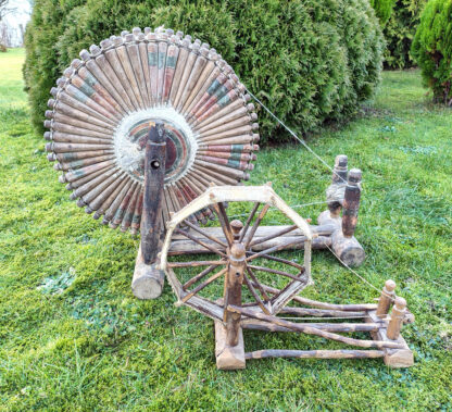 Two spindle wheels